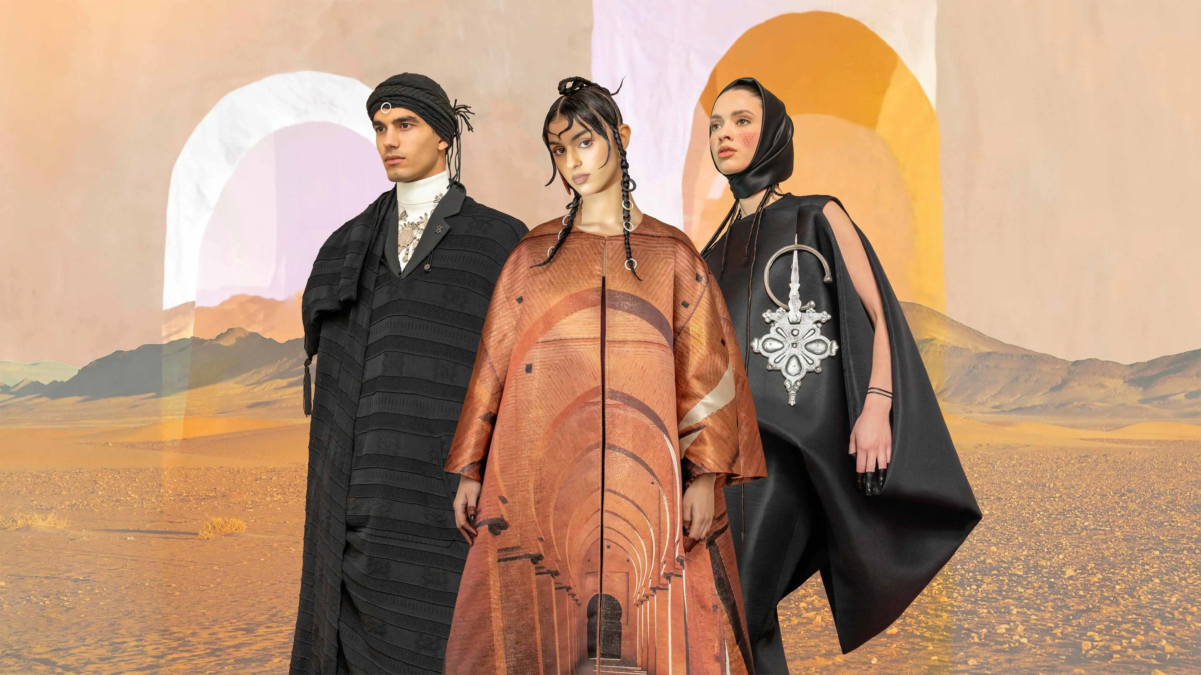 Modellen Saïf, Safae en Yasmina (van links naar rechts) voor MOḌA – Moroccan Fashion Statements, 2024 © Centraal Museum Utrecht / DAR Cultural Agency / Sharon Jane D